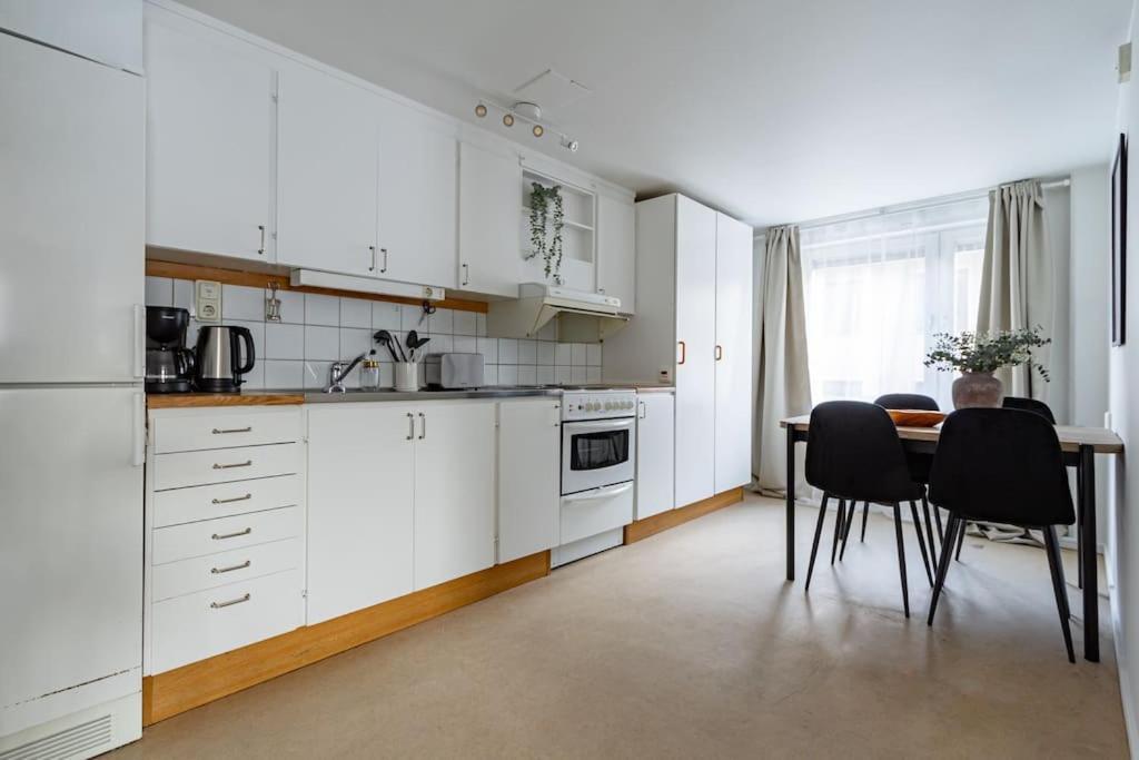 Affordable Studio In Trendy Sofo, Construction Work Stockholm Exterior photo